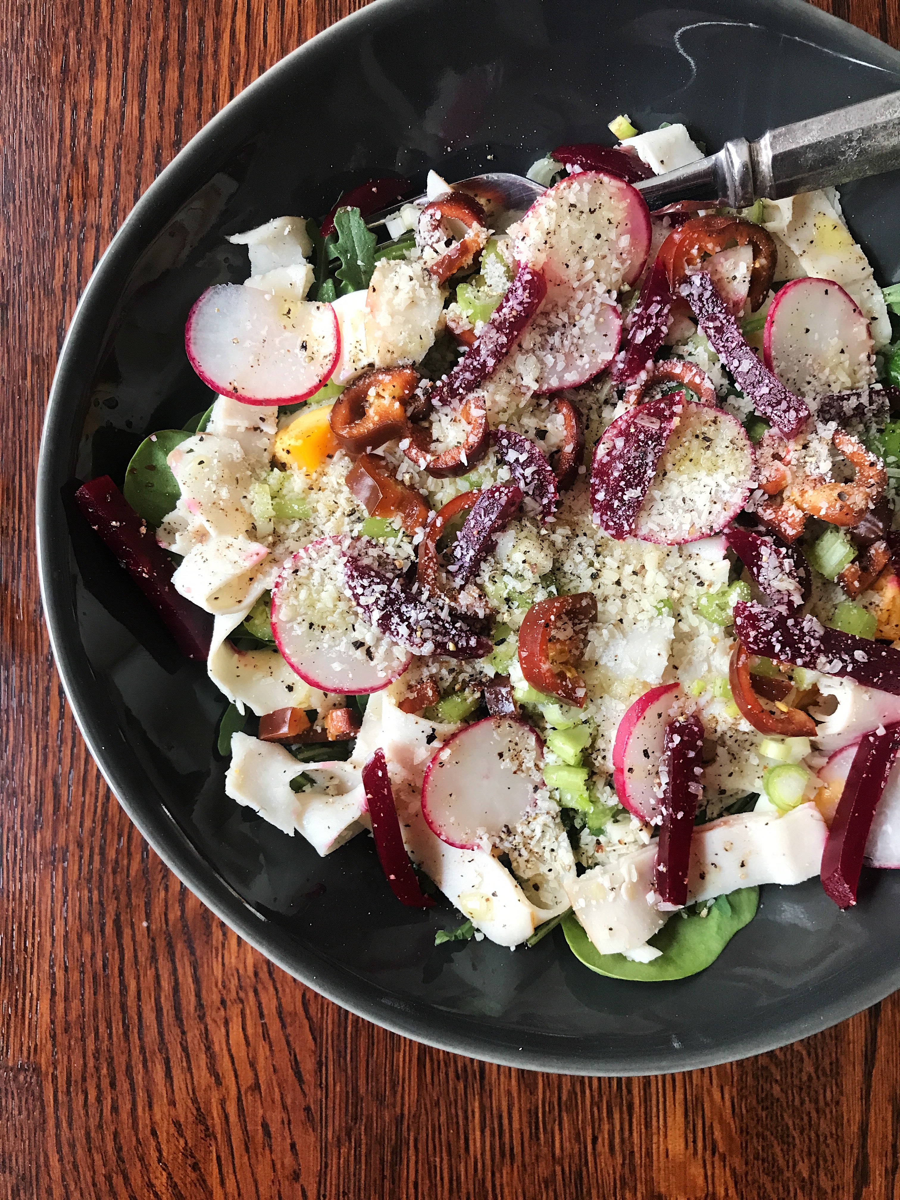 Cook Along with Stephanie March 19, 2022: Quick Entree Salads
